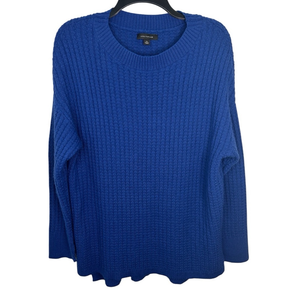 Ann Taylor Blue Long Sleeve Knit Sweater Size XL